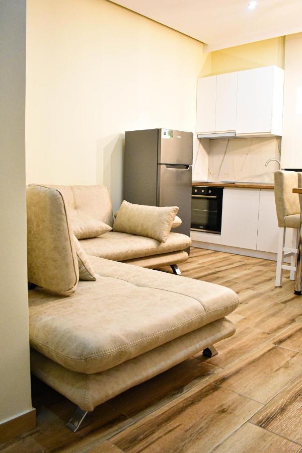 Delmar Apartments Golem  Extérieur photo