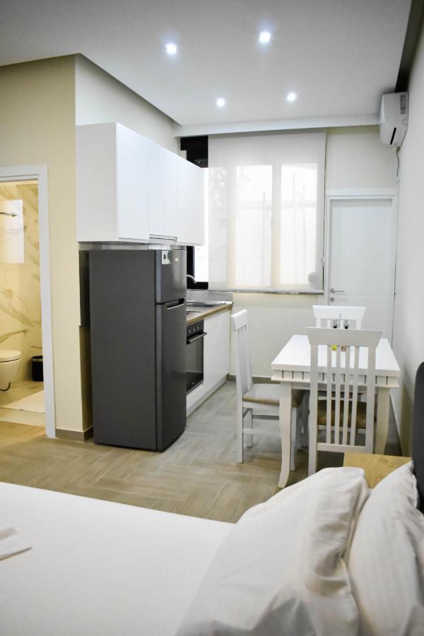 Delmar Apartments Golem  Extérieur photo