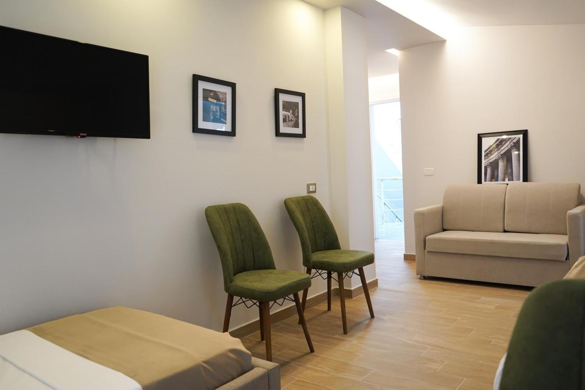 Delmar Apartments Golem  Extérieur photo